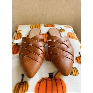 Old Navy Slip On Shoes / Mules / Flats